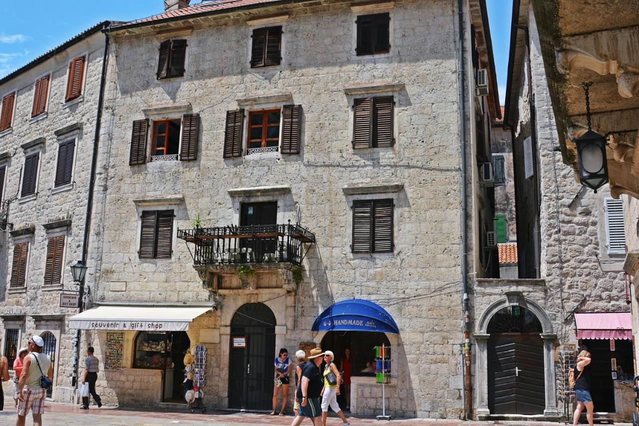 Montenegro Backpackers Home Kotor Buitenkant foto