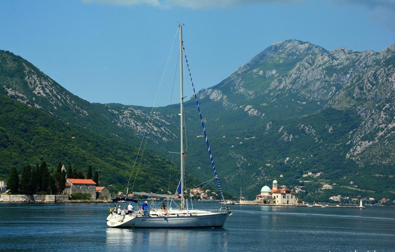 Montenegro Backpackers Home Kotor Buitenkant foto