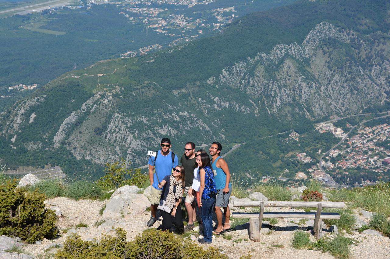 Montenegro Backpackers Home Kotor Buitenkant foto